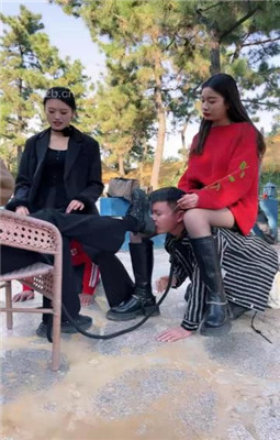 图片[13]_【宸宸】庄园3S调教情侣奴-遛狗骑马/皮靴清理【三视角版】_绳艺库视频下载