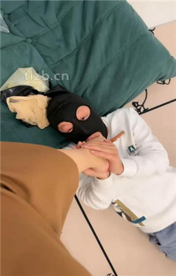 图片[11]_【辣姐】和男友逛街累了让家奴伺候_绳艺库视频下载