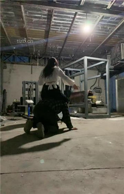 图片[6]_【宸宸】户外库房三主囚禁暴打-下【三视角版】_绳艺库视频下载