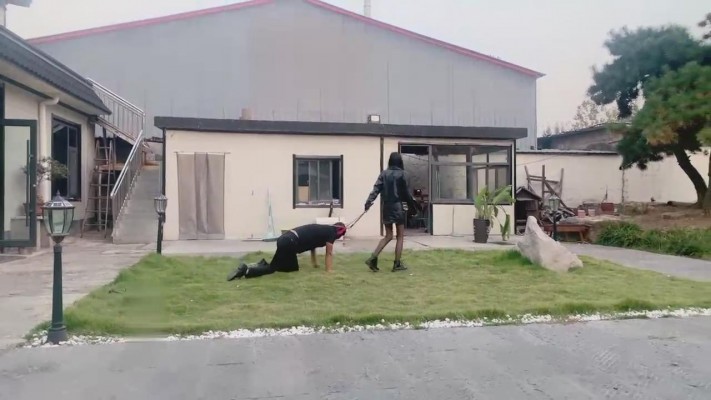 图片[8]_【苏西】户外-短靴踩踏狗爪/骑马爬行_绳艺库视频下载