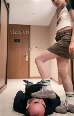 图片[9]_【jenn】情侣主运动鞋棉袜气味控制绿帽_绳艺库视频下载