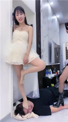 图片[5]_【麋鹿银儿】双S-打手心/全体重踩踏/灌圣水_绳艺库视频下载