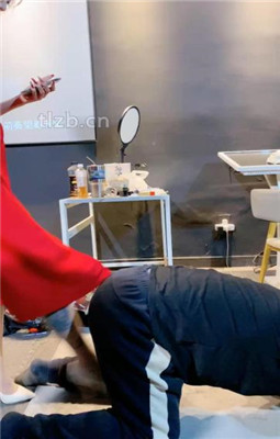 图片[11]_【冰诺】高跟踩狗/物化脚垫/sp_绳艺库视频下载