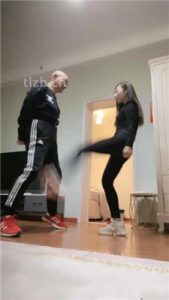 【魅儿】运动鞋白袜重度连环提档_绳艺库视频下载