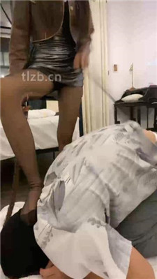 图片[4]_【可儿女王】黑丝高跟美腿跪舔_绳艺库视频下载