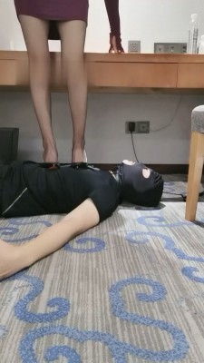 图片[6]_【冷魅】追求女神的贱狗奴_绳艺库视频下载