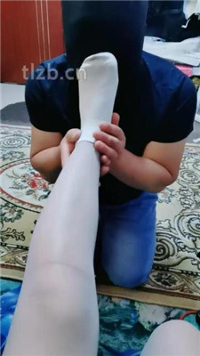 图片[7]_【西安欣】脚插嘴/舔皮鞋白袜/踩踏_绳艺库视频下载