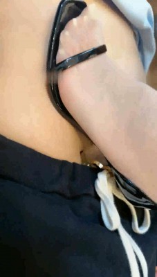 图片[6]_【美美子】双S踢裆场-高跟踩踏碾/手脚鞋底耳光_绳艺库视频下载