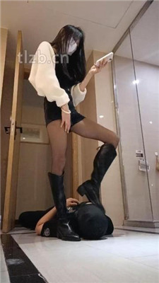 图片[13]_【十言】长靴S诱惑-跪舔/踩踏/脚耳光/转胯狗爬_绳艺库视频下载