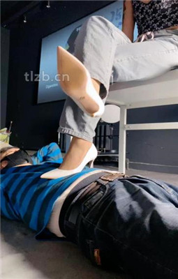 图片[4]_【冰诺】高跟全体重踩踏_绳艺库视频下载