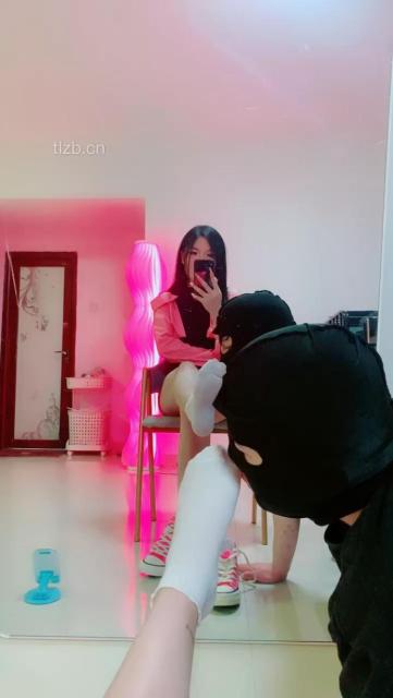 【甜心教主】人体除臭器-闻白袜-吃鞋底口水浓痰-深喉_绳艺库视频下载