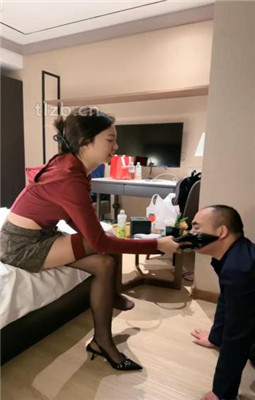 图片[15]_【jenn】情侣主-高跟黑丝踩踏/胯下辱/数据线鞭打/骑马舔脏鞋_绳艺库视频下载