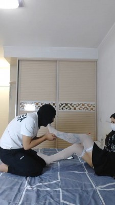 图片[5]_【尤尤子】小白鞋白丝辱脚奴_绳艺库视频下载