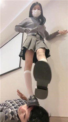 图片[8]_【樱木花椒】皮鞋白丝全体重踩狗【上】_绳艺库视频下载