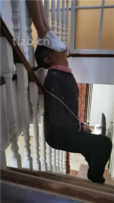 图片[20]_【希儿】双S-桌底视角-踩脚垫【三视角版】_绳艺库视频下载