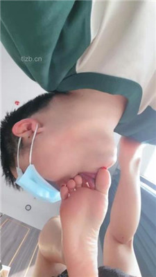 图片[7]_【甜一】舔脚趾保养裸足_绳艺库视频下载