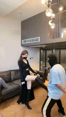 图片[4]_【美美子】双S踢裆场-高跟踩踏碾/手脚鞋底耳光_绳艺库视频下载