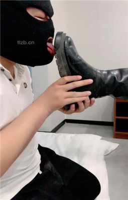 图片[5]_【六酱】狗儿子伺候-骑马/耳光/舔脏鞋底_绳艺库视频下载