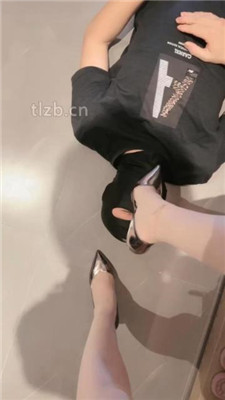 图片[3]_【安主】转胯爬行/闻高跟鞋窝/圣水盛宴/碾压踩/内裤诱惑_绳艺库视频下载