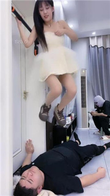 图片[14]_【麋鹿银儿】双S-打手心/全体重踩踏/灌圣水_绳艺库视频下载