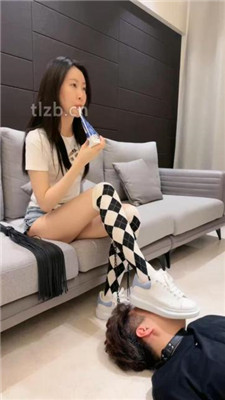 图片[11]_【青岛妲己】提档耳光/全体重踩踏/嘴喂酸奶/嘴塞袜子/骑脖_绳艺库视频下载