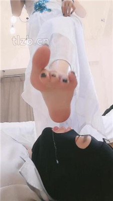 图片[20]_【美娜格格】裸足深喉/肉丝美腿/转胯羞辱/腿绞窒息_绳艺库视频下载