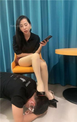 图片[3]_【Alice】数据线抽/肉丝高跟踩踏闻舔_绳艺库视频下载