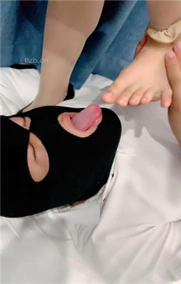 图片[11]_【六酱】高跟肉丝脚裸足踩脚垫_绳艺库视频下载