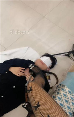 图片[4]_【可儿女王】高跟网袜美腿诱惑奴_绳艺库视频下载