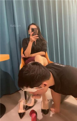 图片[7]_【Alice】数据线抽/肉丝高跟踩踏闻舔_绳艺库视频下载