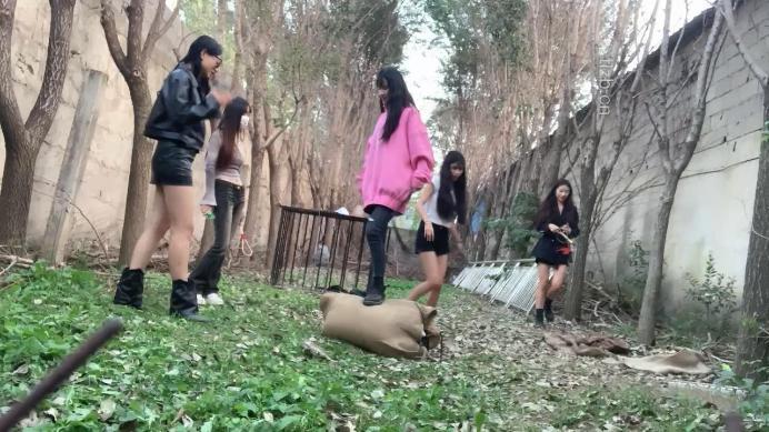 图片[11]_【沅芷大人】高能刑-清晨群调圈养奴-下【三视角版】_绳艺库视频下载