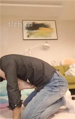 图片[9]_【温妤】骑马踩踏/跪舔裸足_绳艺库视频下载