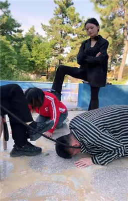 图片[12]_【宸宸】庄园3S调教情侣奴-遛狗骑马/皮靴清理【三视角版】_绳艺库视频下载