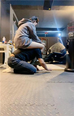 图片[6]_【冰诺】运动鞋白袜S-骑马爬行/踩狗爪_绳艺库视频下载