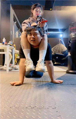 图片[5]_【冰诺】运动鞋白袜S-骑马爬行/踩狗爪_绳艺库视频下载