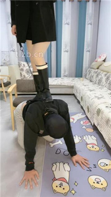 图片[5]_【奈奈】骑马爬行/长靴踩踏/舔脏鞋/磕头求饶_绳艺库视频下载