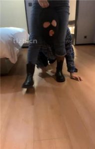 【绝美兔女王】喝洗脚水/跪舔脏鞋白袜_绳艺库视频下载