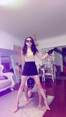 图片[5]_【苏曼】鼻勾虐/转胯爬行/狗哥踩踏/插嘴_绳艺库视频下载