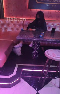 图片[5]_【小琪】KTV-脏鞋踩地毯/舔鞋舔jio/骑马_绳艺库视频下载