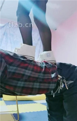 图片[18]_【软糖】长靴S踢踹踩踏骑马/闻臭鞋_绳艺库视频下载