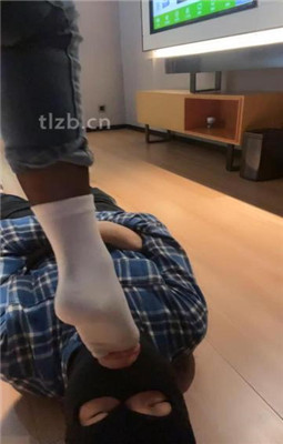 图片[5]_【绝美兔女王】喝洗脚水/跪舔脏鞋白袜_绳艺库视频下载