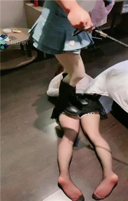 图片[2]_【赵奈奈】长靴S暴打偷原味的贱奴_绳艺库视频下载