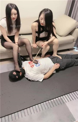 图片[11]_【冰夏】双S高跟踩虐/藤条鞭打/丝袜脚恋足舔_绳艺库视频下载