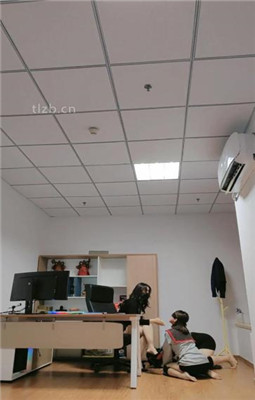 图片[4]_【妆主大大】办公室-母畜-高跟肉丝诱惑-耳光/脚插嘴-高跟踩_绳艺库视频下载