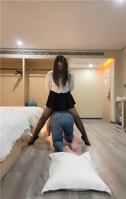 图片[11]_【叶娘】重度SP/黑丝高跟诱惑踩/耳光抽_绳艺库视频下载