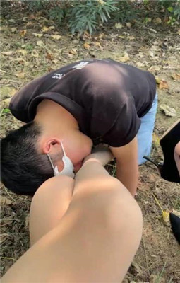 【Alice】姐妹花户外诱导司机做狗【双视角完整版】_绳艺库视频下载