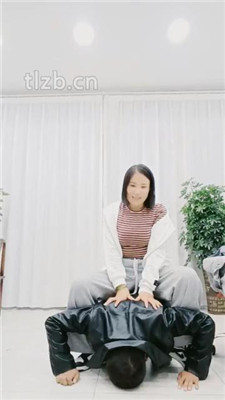 图片[2]_【橙子大大】双M-骑马/揪耳朵/艺术踢踹/转胯/闻白袜_绳艺库视频下载