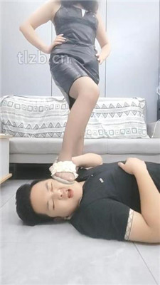 图片[3]_【古月安妮】素人小姐姐黑丝脏鞋脚下奴【双视角版】_绳艺库视频下载