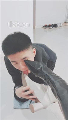 图片[7]_【美容院S】当脚垫/舔脏鞋/臭脚踩脸_绳艺库视频下载