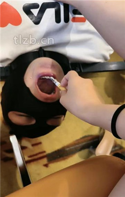 图片[17]_【馨雅】反绑/嘴叼高跟/虐乳/耳光/高跟踩踏/裸足深喉_绳艺库视频下载